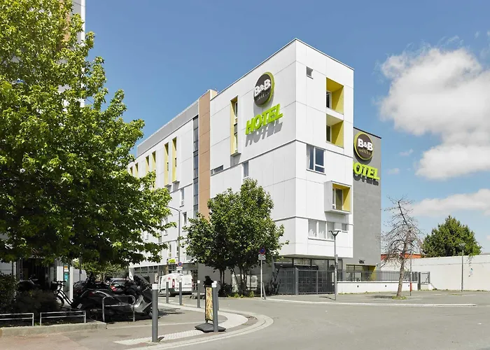 B&B Hotel Paris Est Bobigny Universite