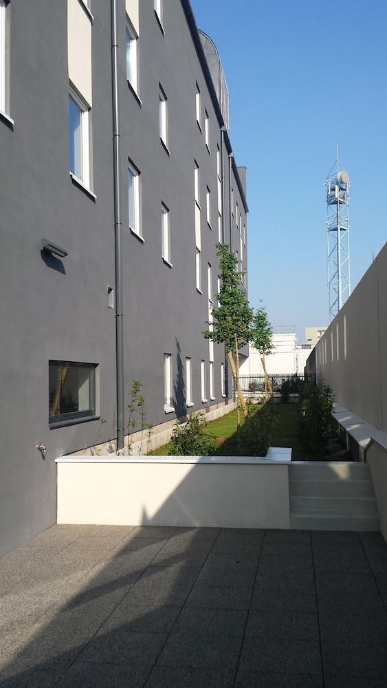 Hotel Paris Est Universite Bobigny