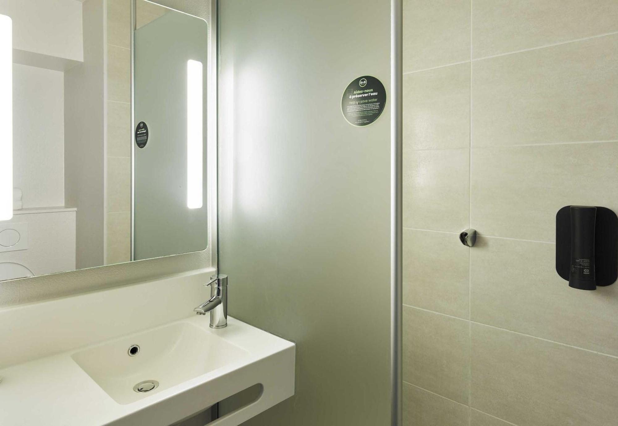 Paris Est Universite Hotel 3*